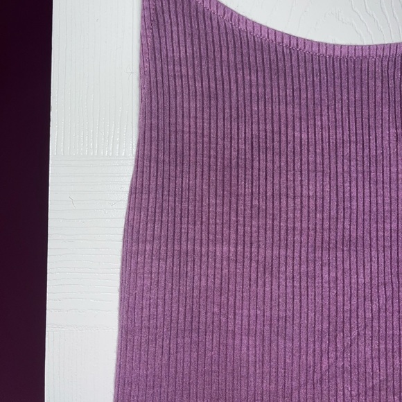American Eagle Ribbed Tank Top SUPER COMFY - Picture 4 of 5